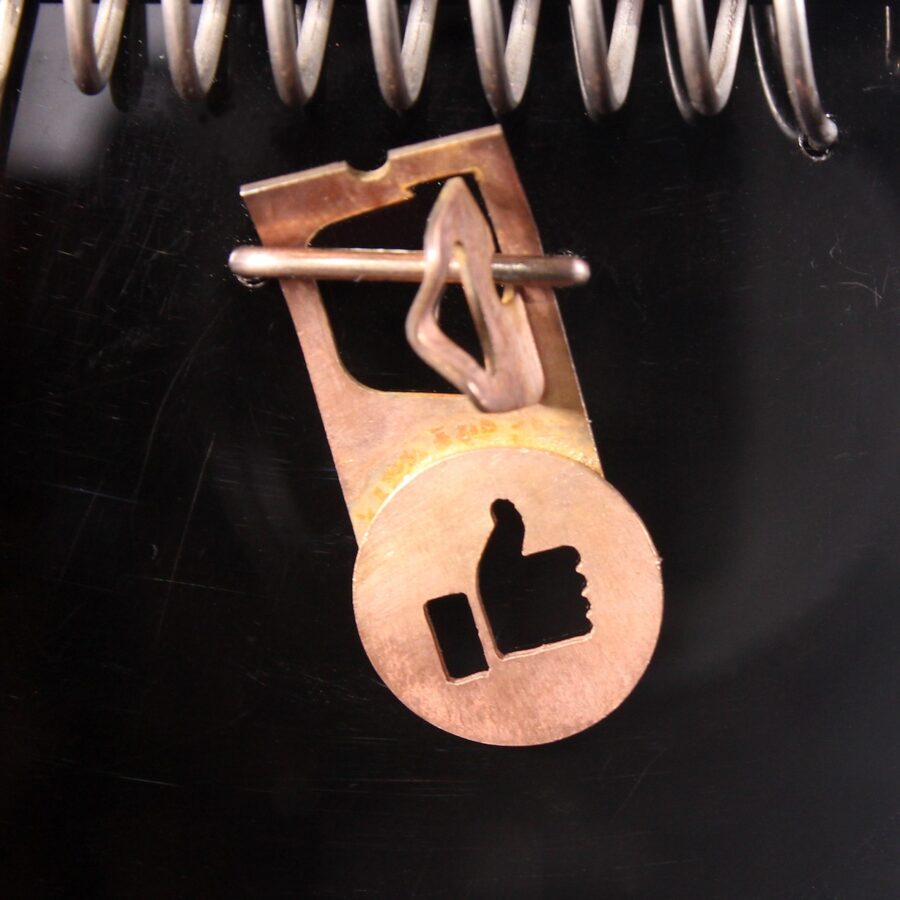 Clickbait V1 - photo 7 of 8