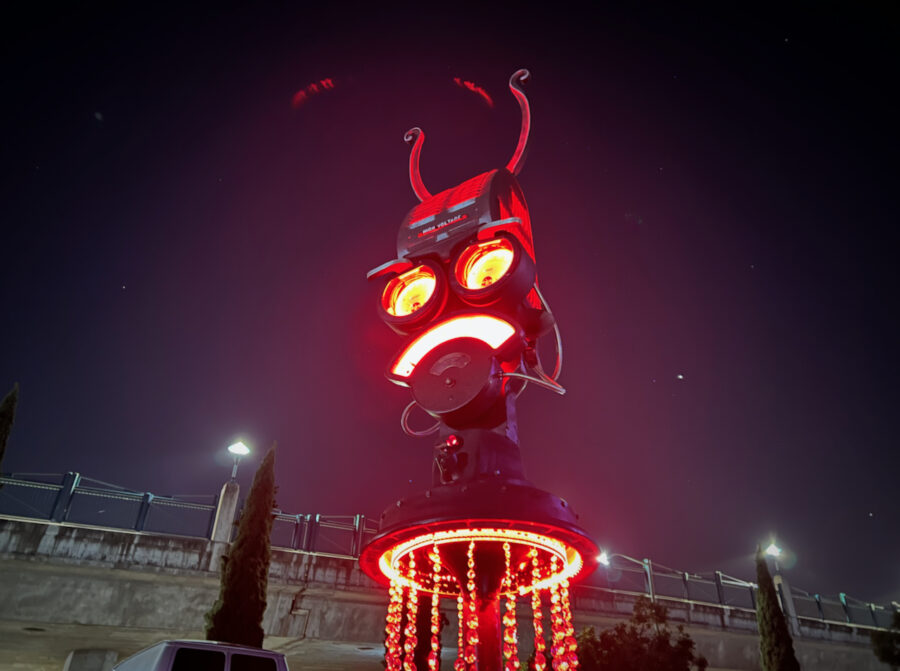 Mechastopheles - photo 2 of 6, kinetic sculpture by Nemo Gould